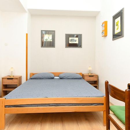 Koromačno Apartmani Zupanic מראה חיצוני תמונה